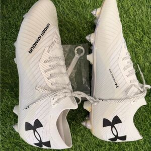 Mens 12.5 Under Armour Shadow Pro Elite SG
White  Cleats 3026763 100